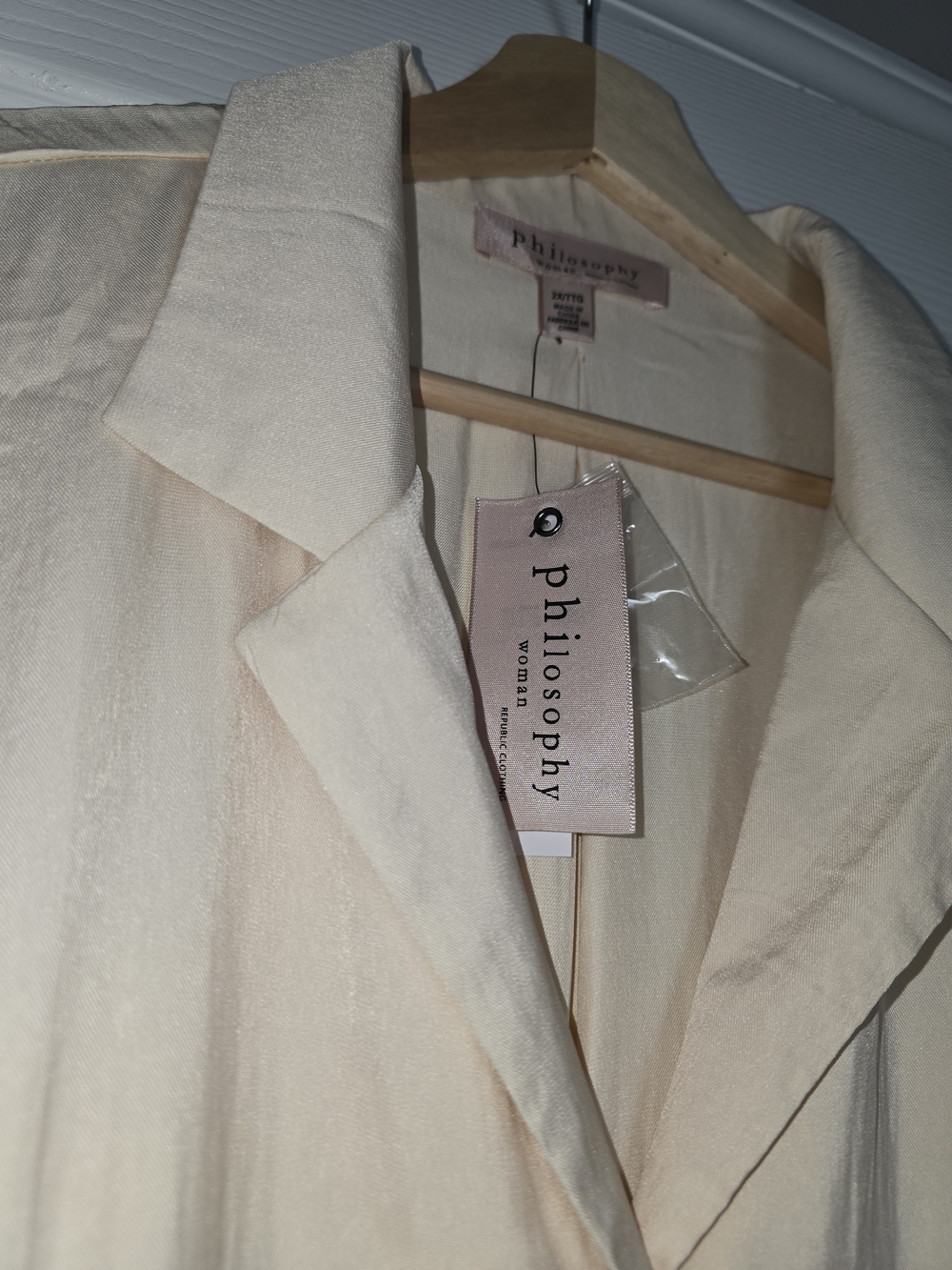 Philosophy Cream Short-Sleeve Button Front Blouse Size 2x - Picture 5 of 8